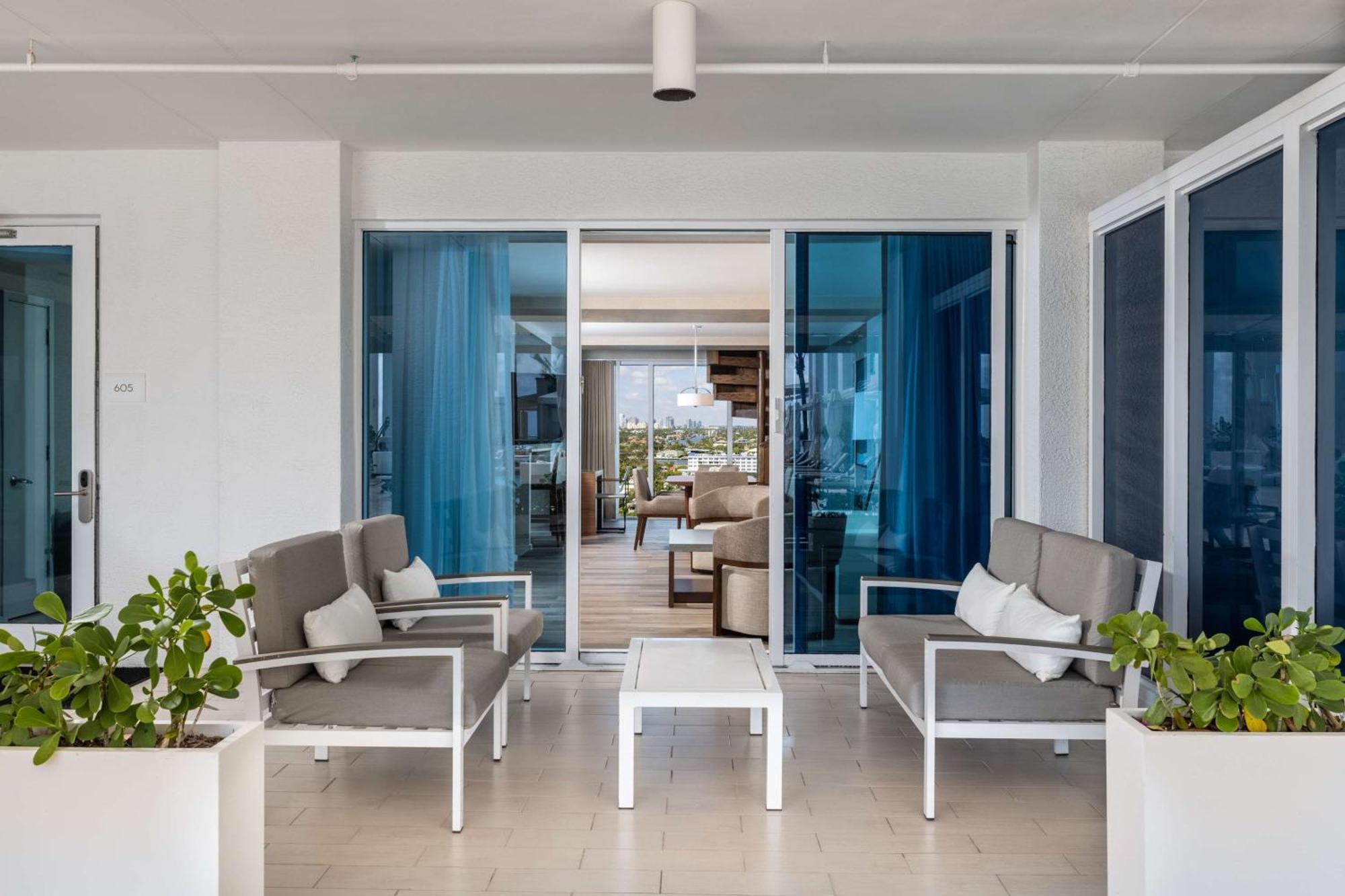 Conrad Fort Lauderdale Beach Экстерьер фото