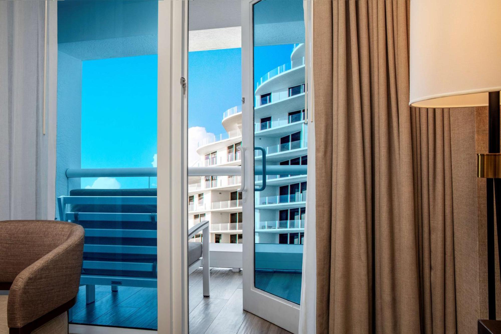 Conrad Fort Lauderdale Beach Экстерьер фото